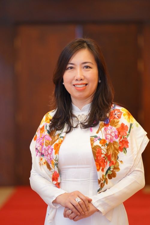 Le Thi Thu Hang